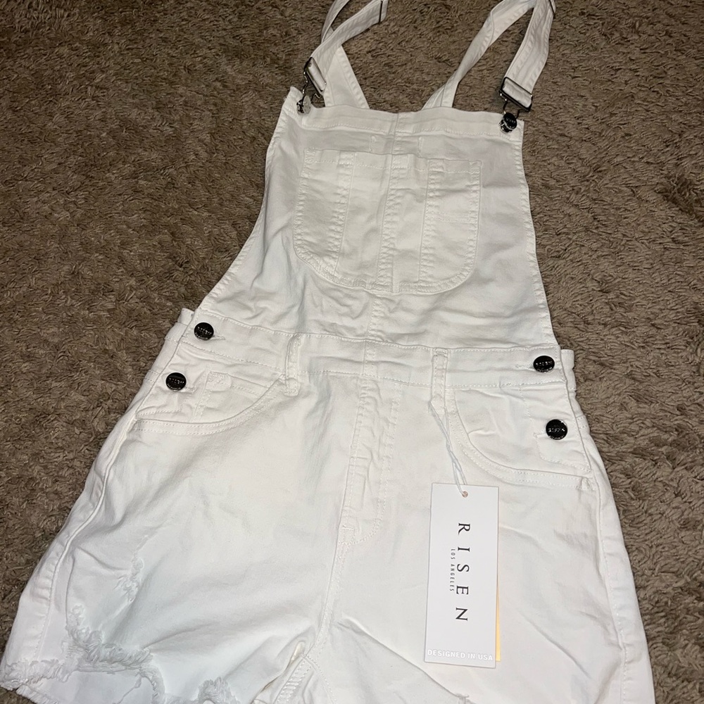 Wild oak boutique Risen white overall shorts NWT
